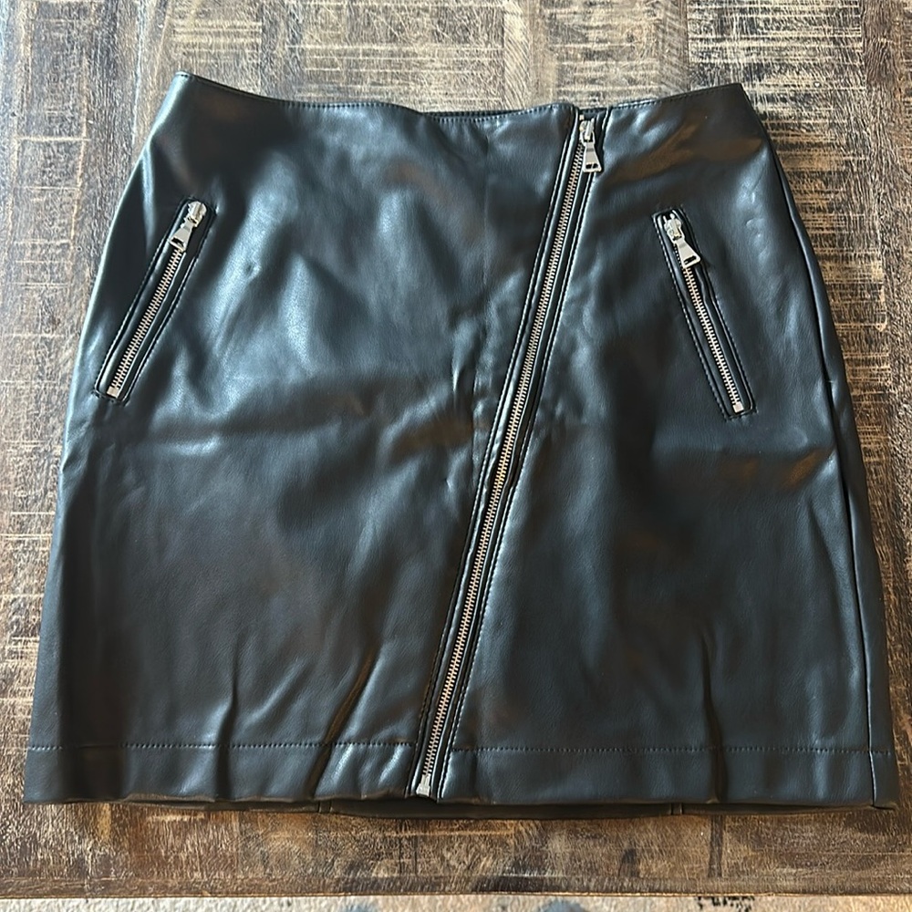 Pleather mini skirt